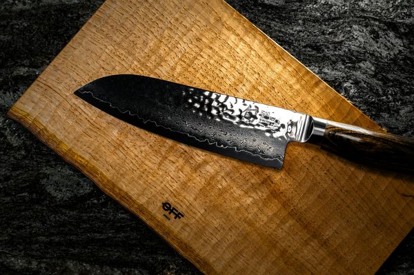 Santoku : le couteau japonais indispensable pour une découpe précise et gourmande